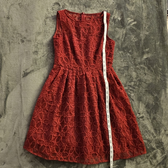 BB Dakota Wine Red A-Line Party Dress (2P) - Picture 6 of 11